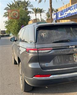 جيب جراند شيروكي